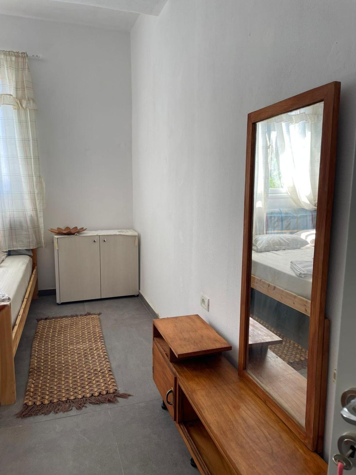 Villa Elena Berat Luaran gambar