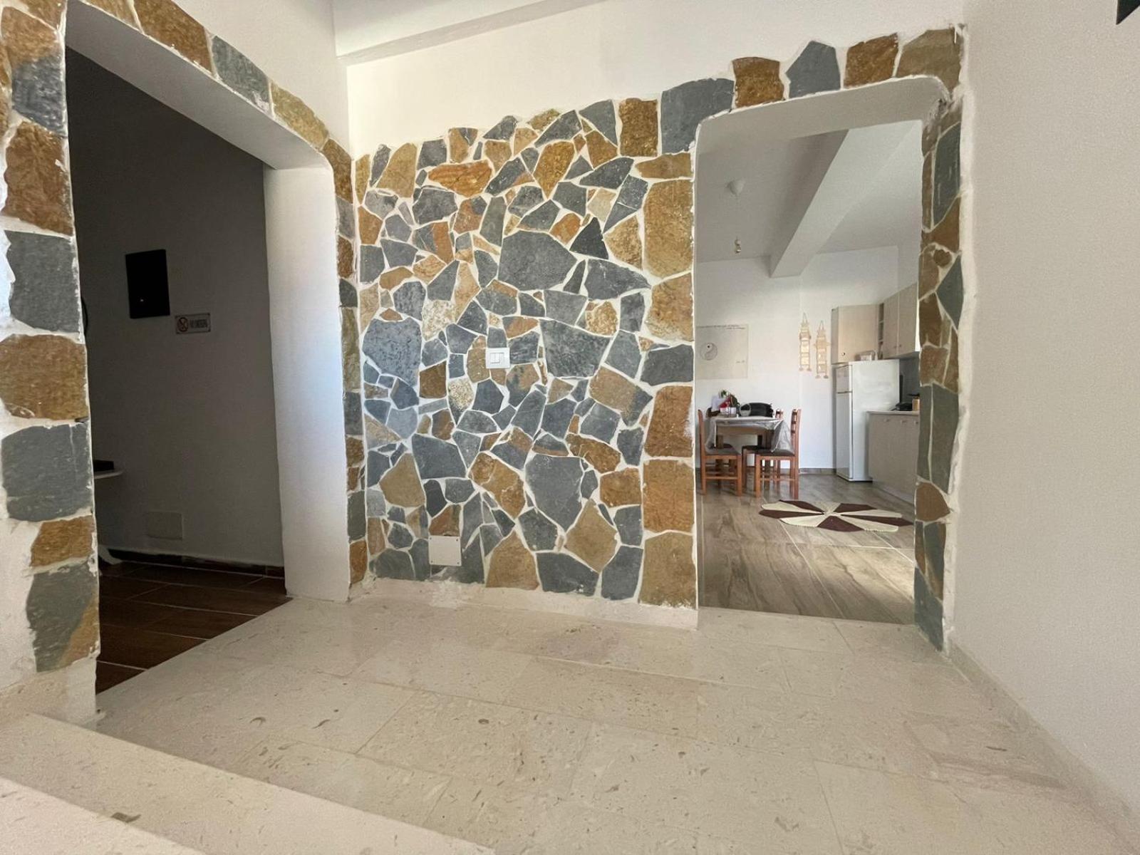 Villa Elena Berat Luaran gambar